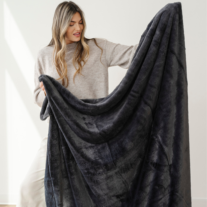 LUSH THROW BLANKETS