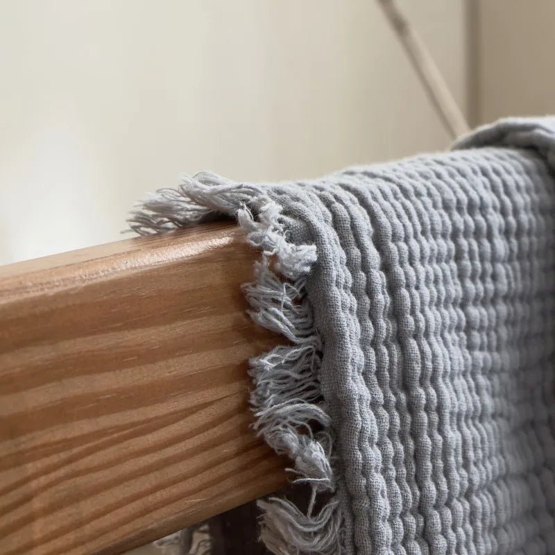 Soft Cotton Throw Blanket with Tassels