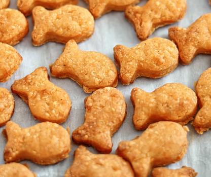 Organic Goldfish Cheddar Dog Treats — Crunchy Cheesy Organic Dog Snacks